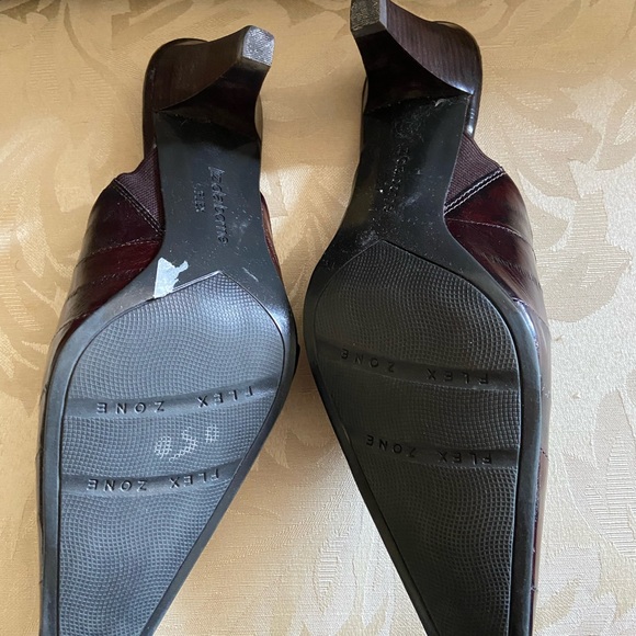 Liz Claiborne flex mules, brown, patent leather - Picture 3 of 3